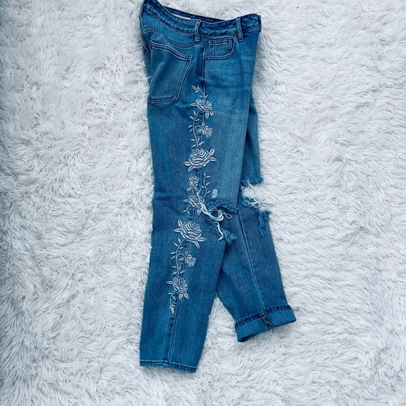 PacSun Embroidered mom Blue Jean five pocket button fly size 25 - Picture 2 of 6